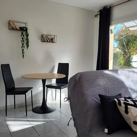 Abrivado Apartment Aimargues