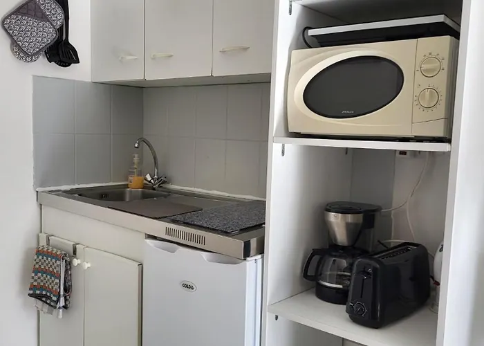 Abrivado En Petite Camargue, Parking Interieur, Wifi, Jardin * Aimargues