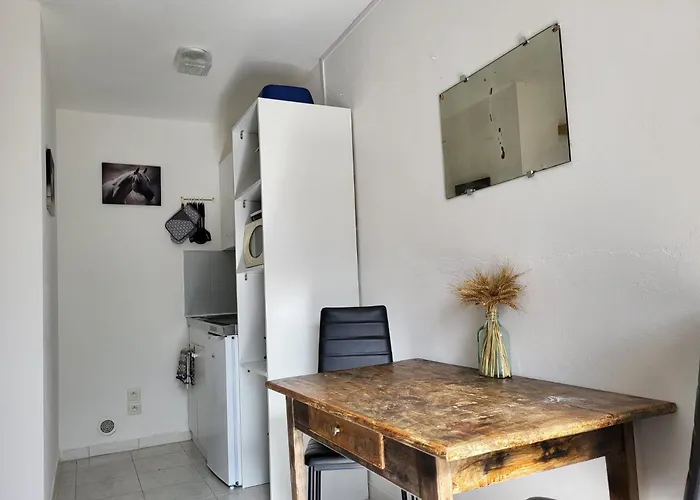 Apartman Abrivado En Petite Camargue, Parking Interieur, Wifi, Jardin Aimargues